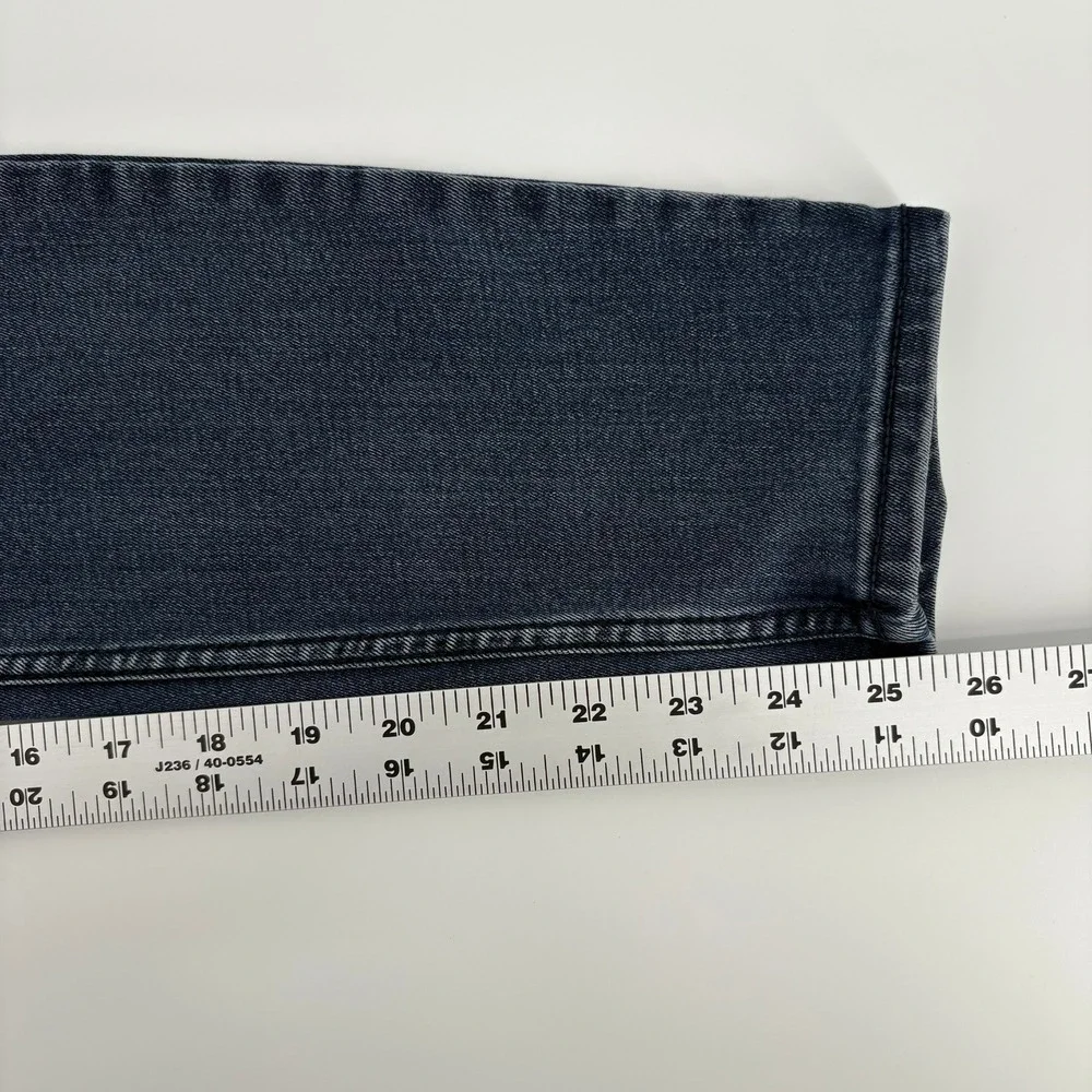 Old Navy Women's Size 8 Short Blue Wash‎ Mid Rise Skinny Jeans